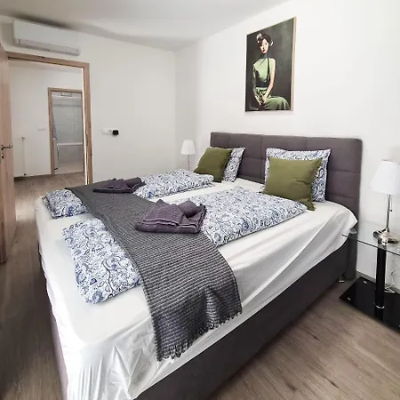 Roth 305 Apartmán *